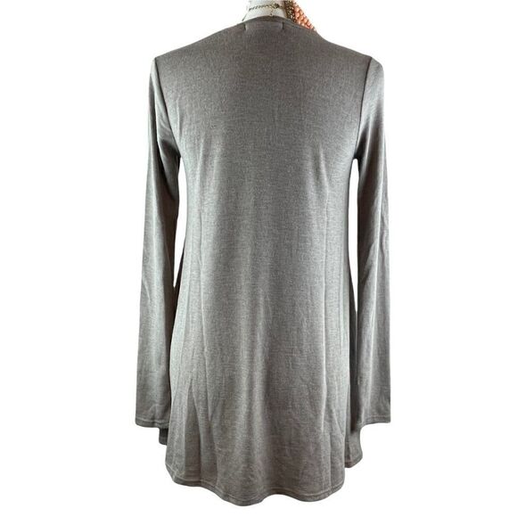 Long sleeve knit v-neck sweater (0023) - Picture 7 of 10